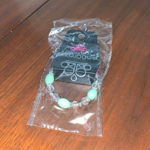Paparazzi Teal and Clear Beaded Bracelet❤️